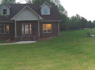 78 Reynolds Dr, Rogersville, AL 35652