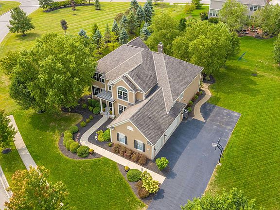 2nd image of 9620 Creighton Dr