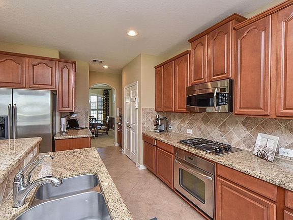 4th image of 17818 Kathywood Dr