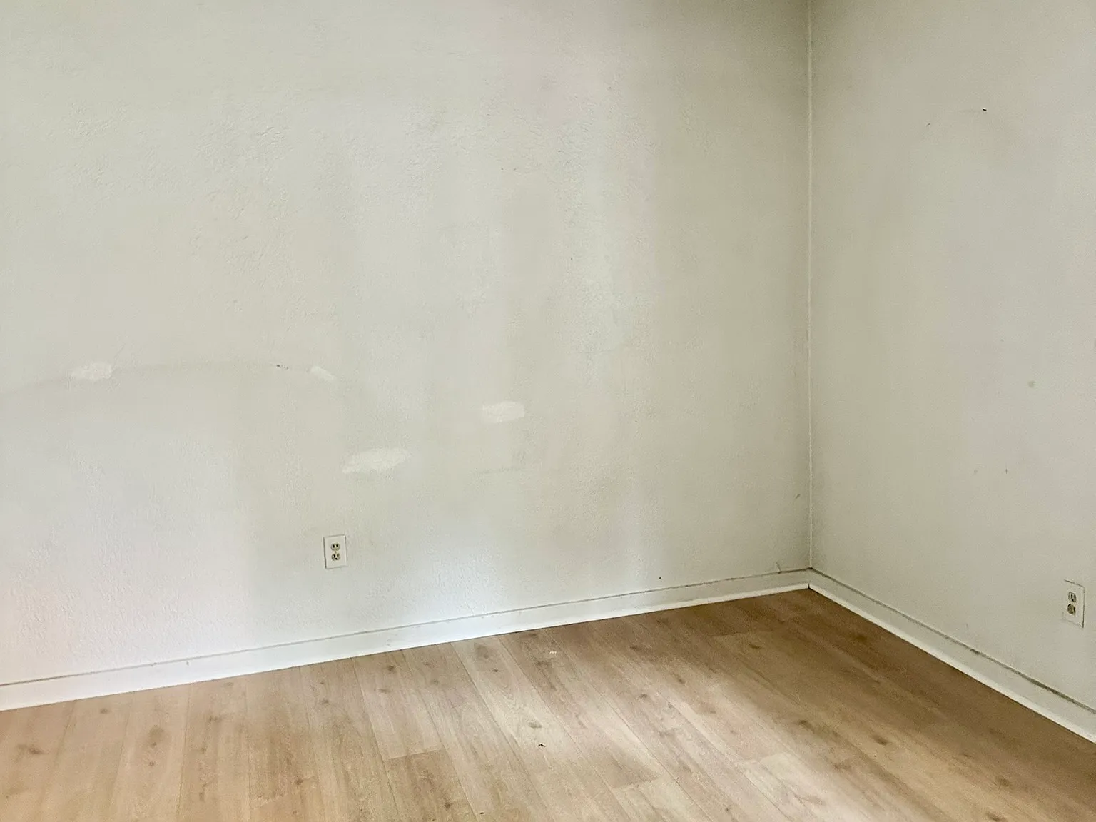 3 bed, 1760 sqft, $1,350 — Photo 2