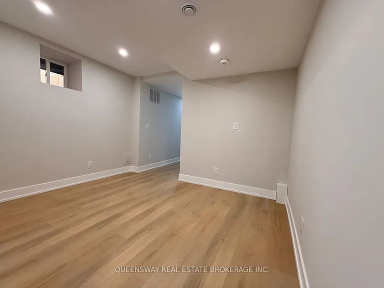 99 Geoffrey St #BASEMENT — Photo 4