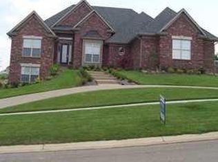 13326 Ridgemoor Dr, Prospect, KY 40059