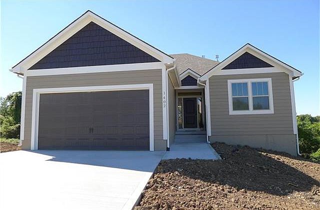 1st image of 807 SW Mill Creek Ct