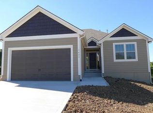 807 SW Mill Creek Ct, Grain Valley, MO 64029