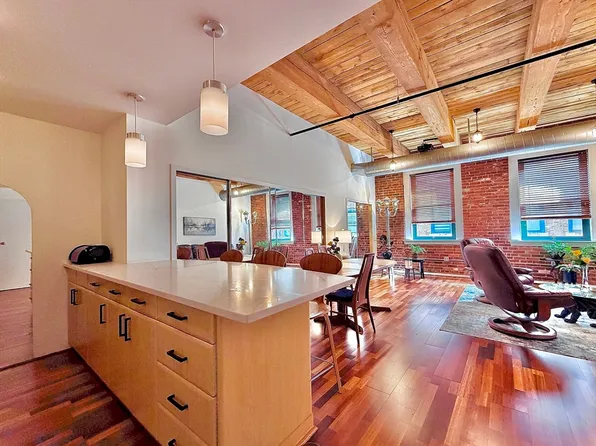 9 W Broadway #404, Boston, MA 02127