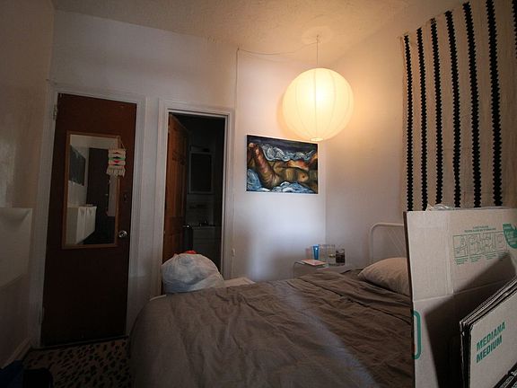 2nd image of 568 Vanderbilt Ave #12