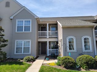 2091 Shady Oak Dr, Mount Joy, PA 17552