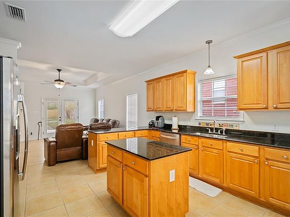 4th image of 966 Galoway Ave