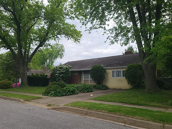 2nd image of 309 Donegal Dr