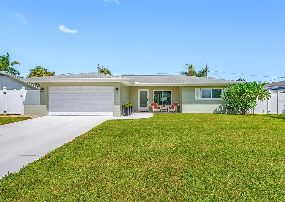 1st image of 11497 63RD AVENUE