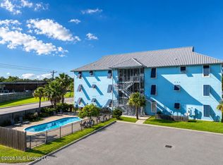 699 Dunbar Ave APT 303, Bay Saint Louis, MS 39520