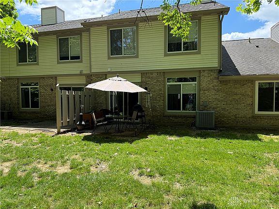 3rd image of 8547 Timber Park Dr