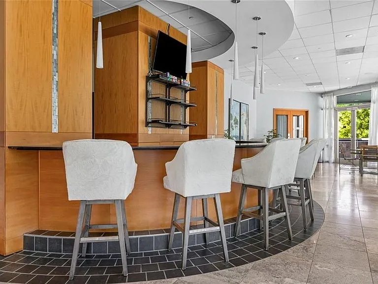 3338 Peachtree Rd NE #1105 — Photo 32
