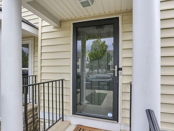 4th image of 5720 Colts Gate Dr #43