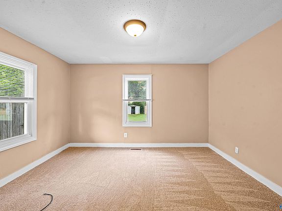 2nd image of 2808 6th Ave SW