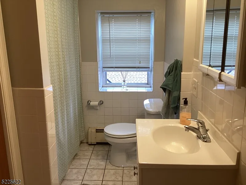 3 bed, 2.0 bath, $3,000 — Photo 4