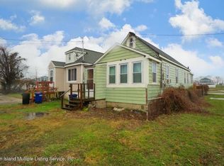 604 Quincy Ave, Staten Island, NY 10305