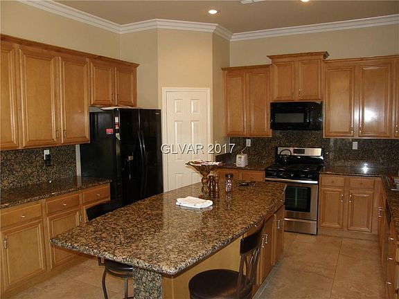 4th image of 8593 Waterford Bend St