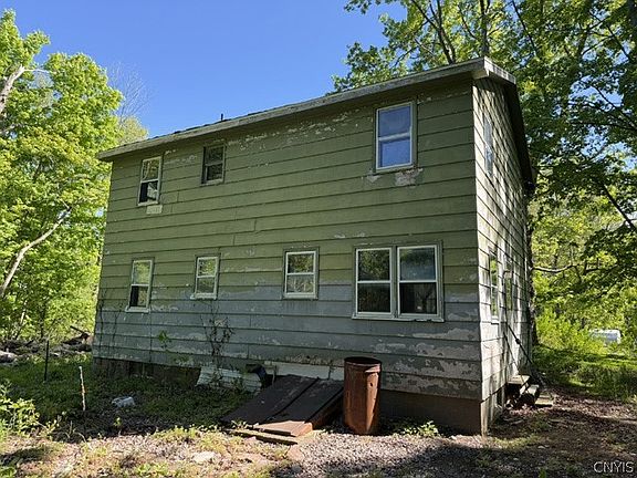 2nd image of 112 Seeber Rd