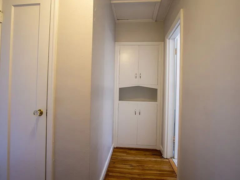 1952 NW Lovejoy St #3 — Photo 9