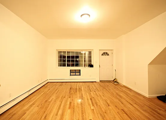 Rented by Rental Solutions Inc | media 19