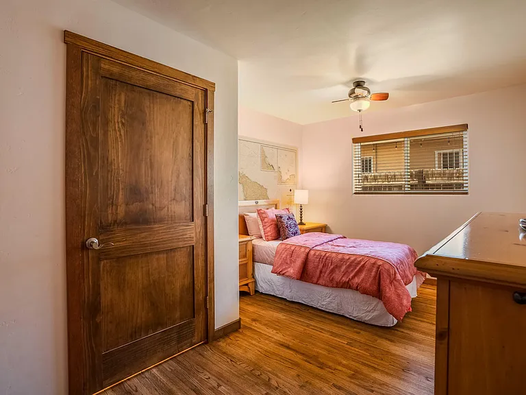 1623 San Patricio Ave SW — Photo 10