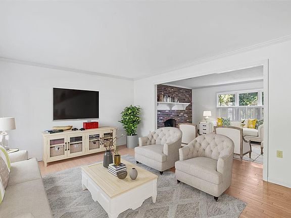 5th image of 2404 Camberwell Ct