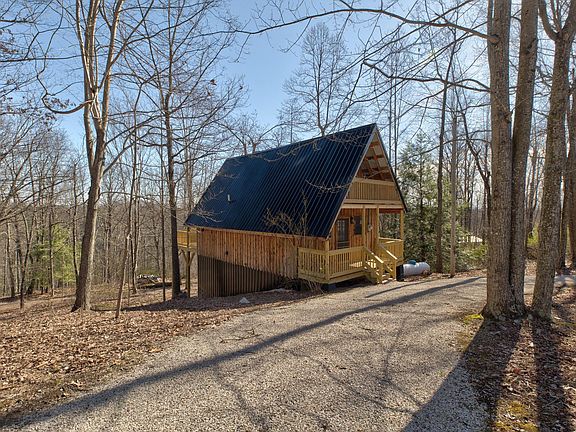 2nd image of 718 Adams Acres Rd