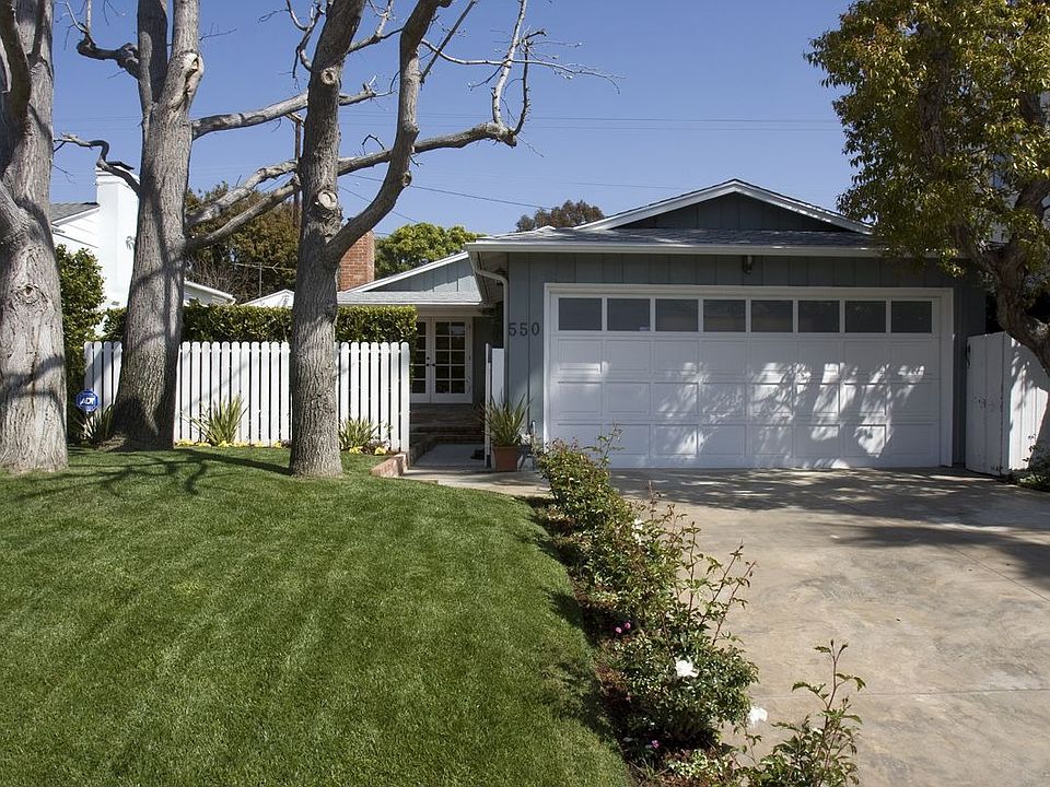 Cape Cod curb appeal