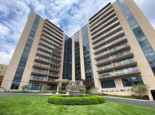 4545 Wornall Rd APT 603, Kansas City, MO 64111