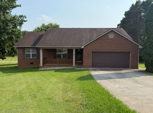 3406 Ardennes Dr, Maryville, TN 37801