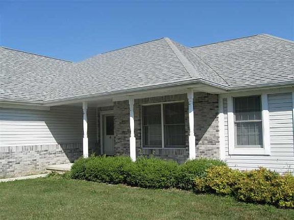 2nd image of 714 Brindle Ln