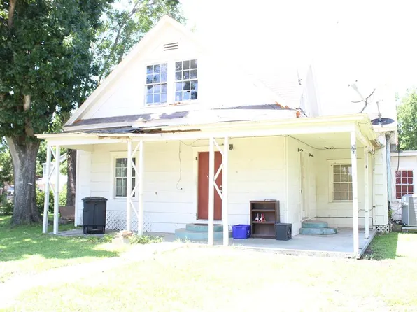 410 Morton Ave, Palacios, TX 77465