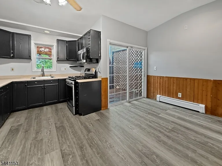 249 Mercer St — Photo 7
