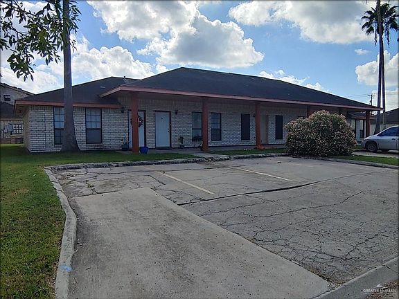 2nd image of 3050 Ashley Pl