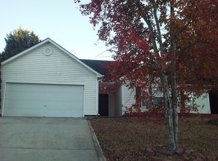 3439 Woodruff Ridge Ln, Loganville, GA 30052