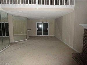 4th image of 805 Holland Ct