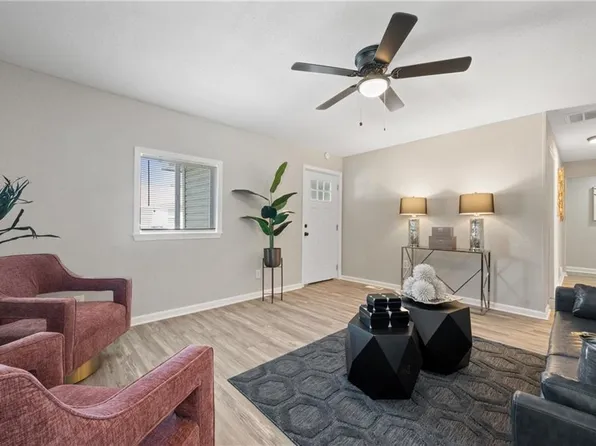 624 Downing Street, Hampton, VA 23661