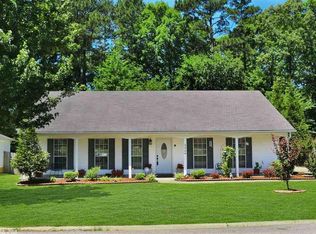 2324 Cherry Creek Cir, Bryant, AR 72022