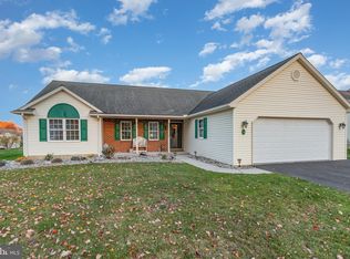 14 Bower Dr, Myerstown, PA 17067