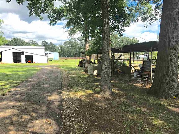 4th image of 143 Private Road 779