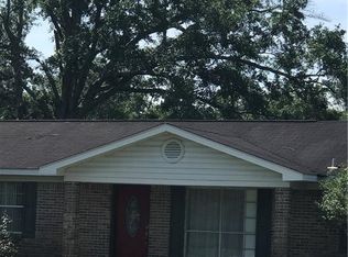 1121 Alvarez Dr, Saraland, AL 36571