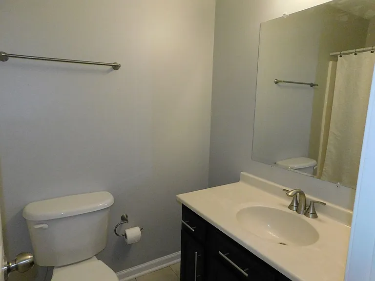 2027 E Park Dr — Photo 11