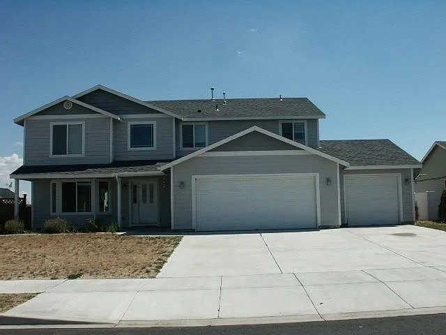 1917 Perch Ave photo 1