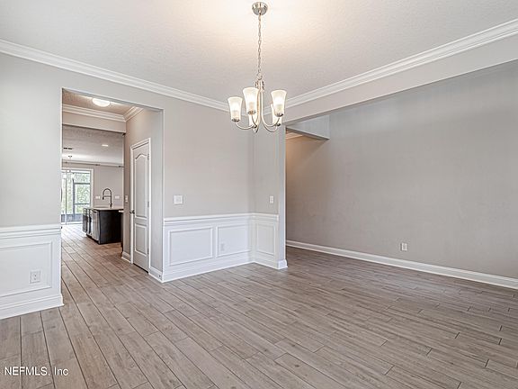 4th image of 39 SPEY BAY Court