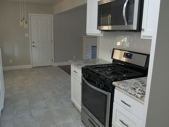 2nd image of 8429 Olivine Ave