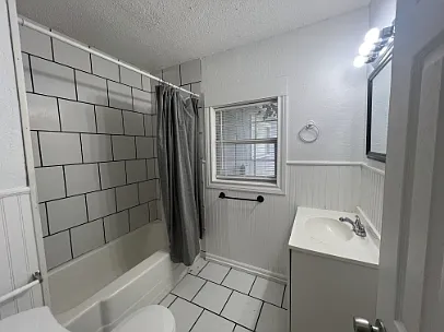 2809 Elgin Ave — Photo 11