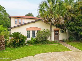 12152 Kencrest Dr, Gulfport, MS 39503