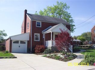 2710 Cook Rd, White Oak, PA 15131