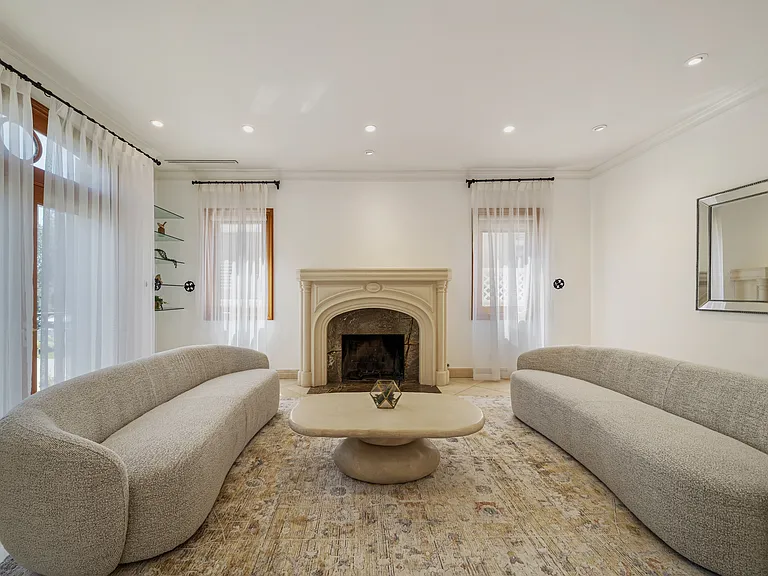 9031 Cresta Dr — Photo 5